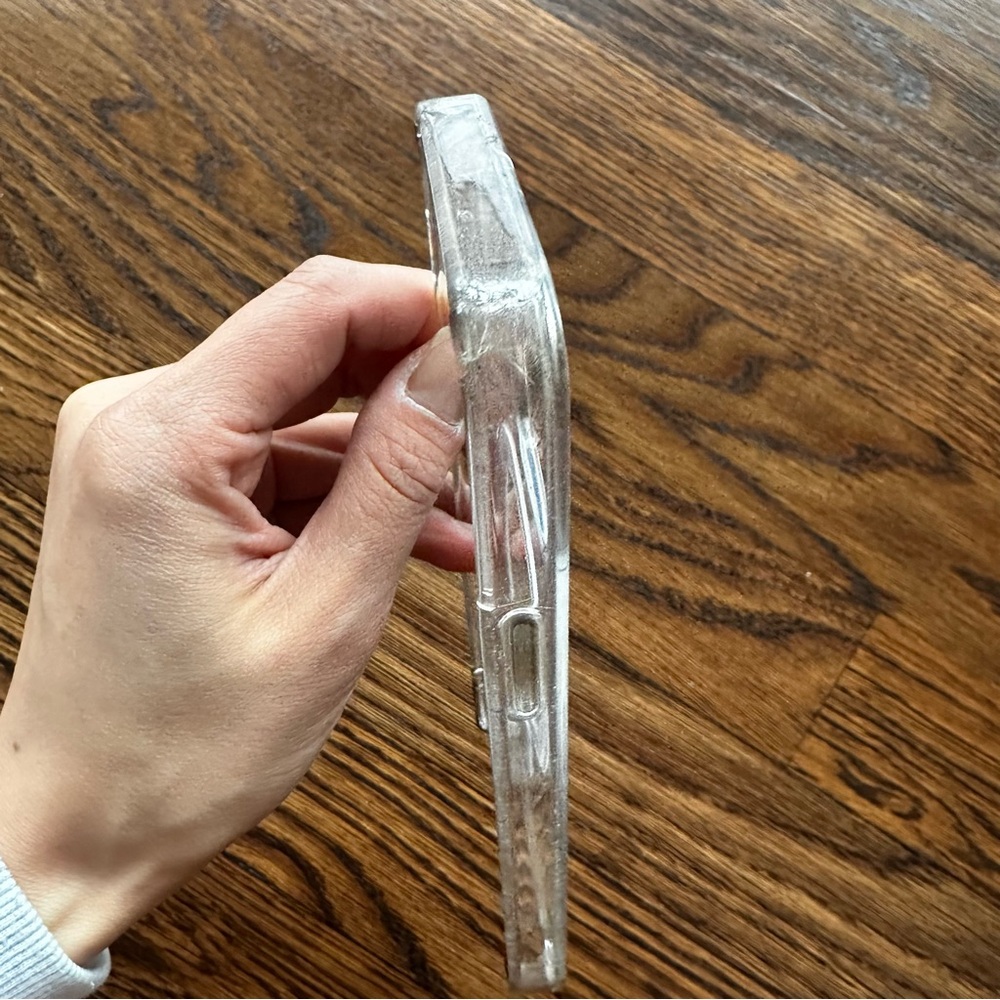 iPhone 12 Pro Clear Protective Phone Case with MagSafe Compatibility - Picture 5 of 12